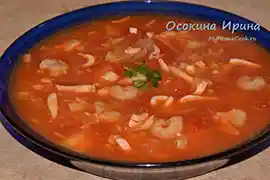 Томатный суп с треской и морепродуктами