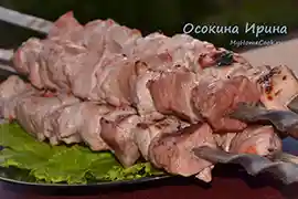 Свиной шашлык в маринаде от огурцов