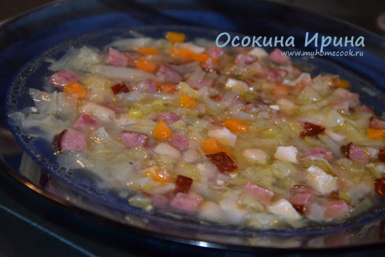 Сборный суп с колбасой