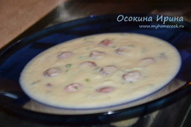 Молочно-кабачковый суп с охотничьими колбасками