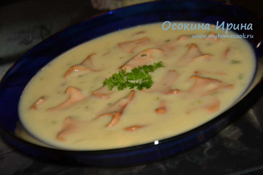 Картофельно-сырный суп-пюре с лисичками