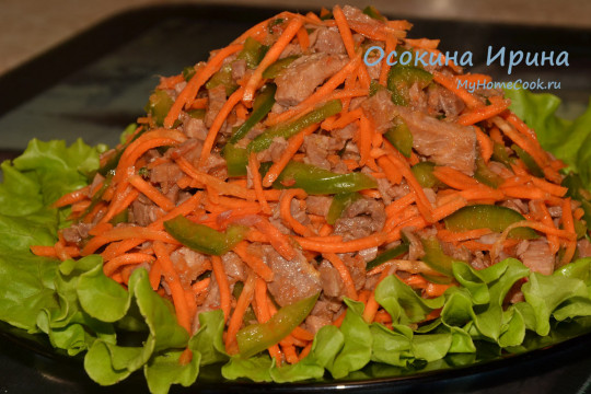 Пикантный салат с мясом и овощами