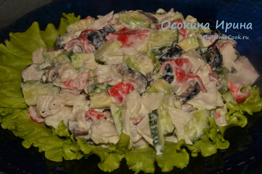 Салат с крабовым мясом и авокадо