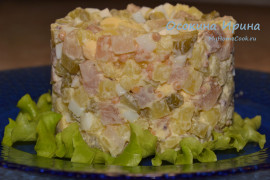 Салат с копчёной масляной рыбой