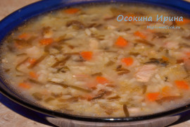 Рисовый суп с рыбными консервами