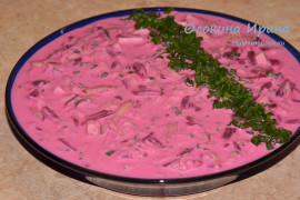 Холодник со свеклой и дайконом