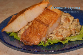 Жареный палтус с белыми грибами