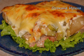 Запечённая индейка с яблоками и пореем