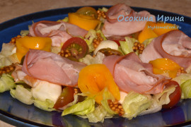 Салат с манго и хамоном