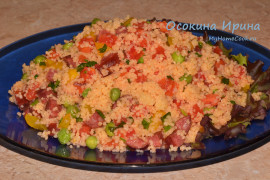 Поджарка с колбасками и кус-кусом