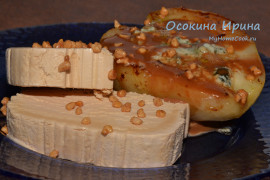 Десерт с жареными грушами и 