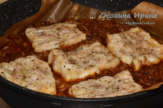 Треска на луковой подушке
