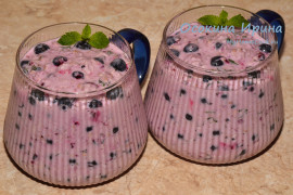 Ночная овсянка со смородиной и мятой