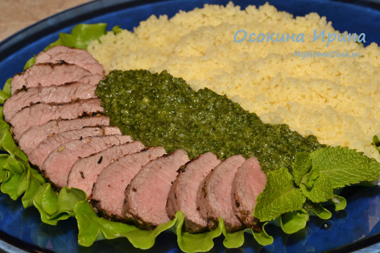 Жареная баранина с мятным песто