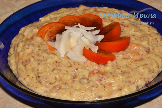 Пшённая каша с хурмой и бананом