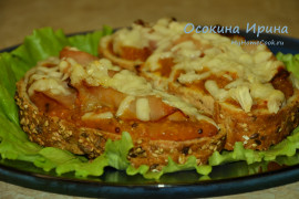 Брускетты с тыквенной горчицей