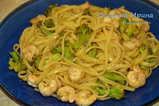 Ло-мейн с креветками