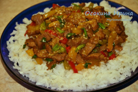 Жареная свинина с перцами