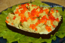 Гренки со скрэмблом и икрой