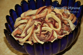 Закуска из кальмаров