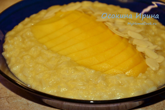 Рисовая каша на кокосовом молоке с манго