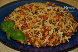 Птитим с вяленым мясом и чечевицей