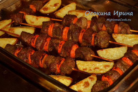 Шашлыки из свиной шейки с овощами