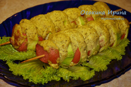Шашлычки из сарделек с овощами
