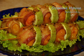 Шашлычки с абрикосами и кабачками