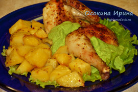 Запечённый цыплёнок с картошкой и зелёным соусом